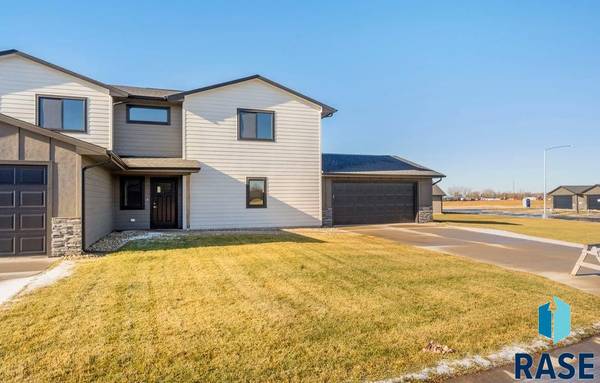 1321 N KENLEY Pl, Tea, SD 57064