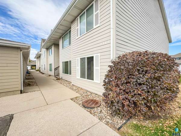 7115 W 56th St #49, Sioux Falls, SD 57106