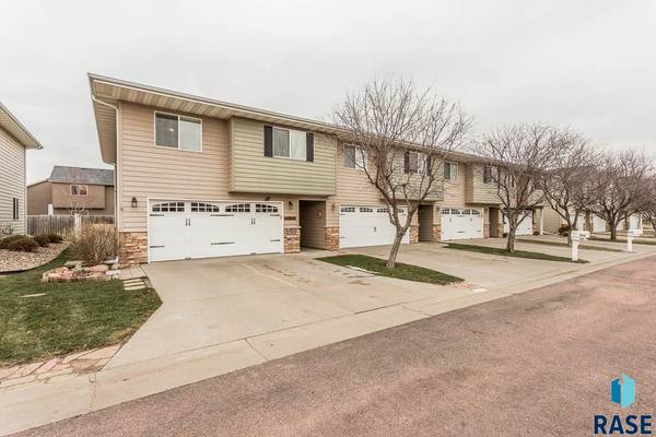 314 S Spring Pl, Brandon, SD 57005