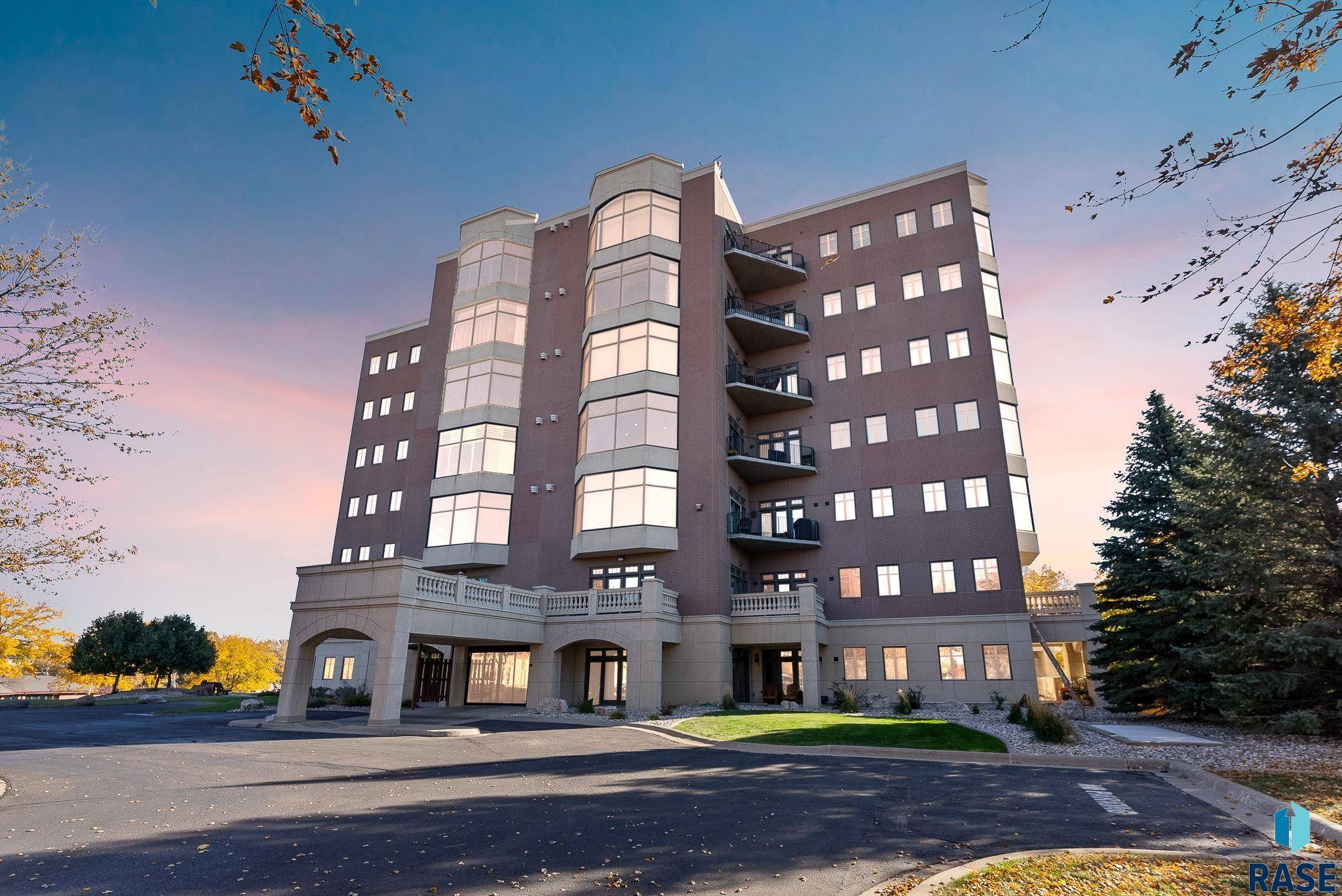 2908 W 37th Cir #103,  Sioux Falls,  SD 57105