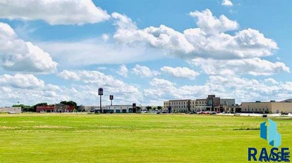 Lot2, Blk1 Wilbert Square Addition, Brookings, SD 57006