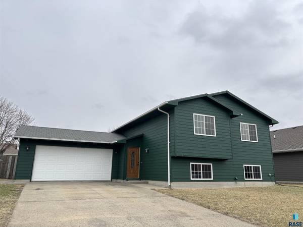108 N Sund St,  Worthing,  SD 57077