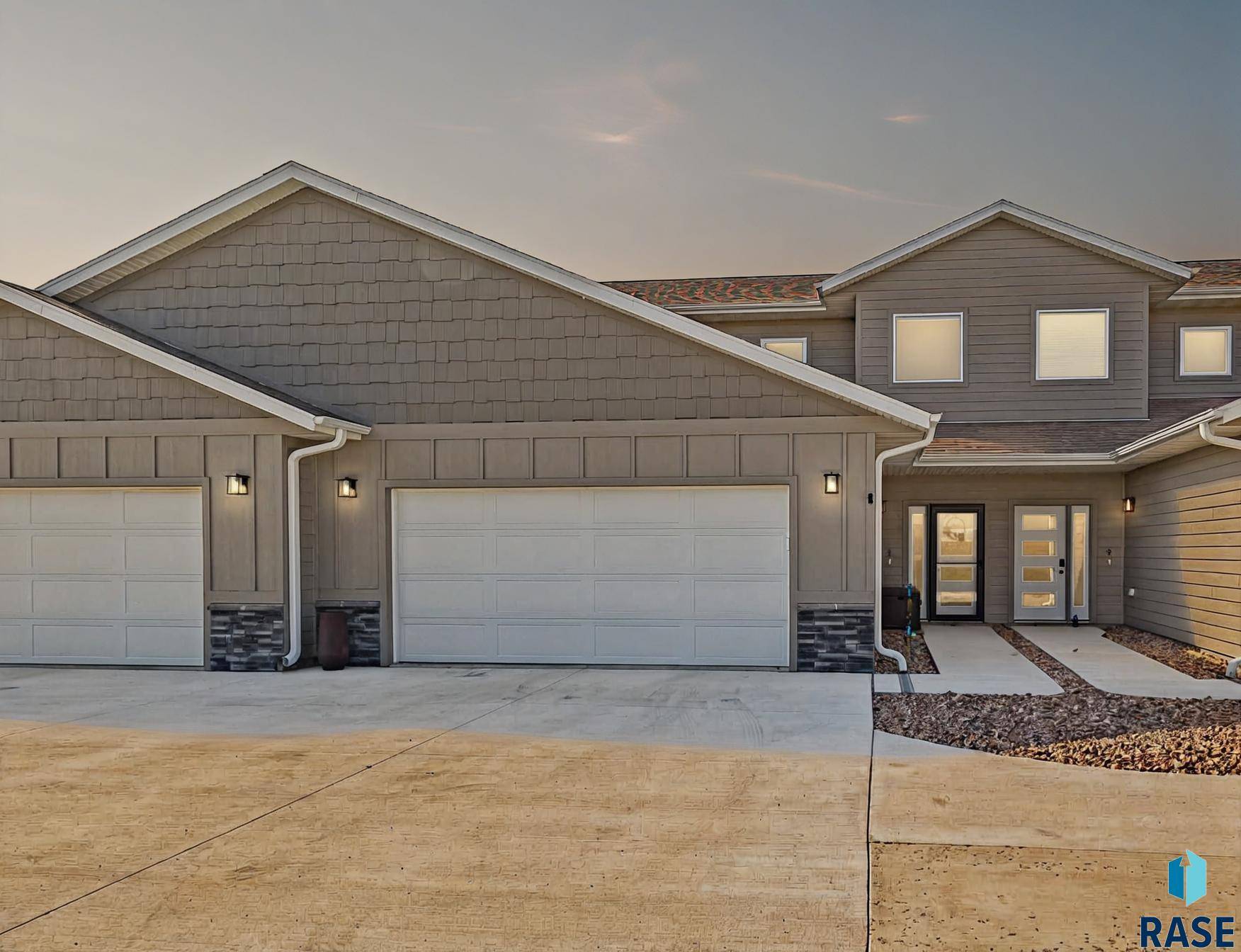 23744 461A Ave ##2, Wentworth, SD 57075