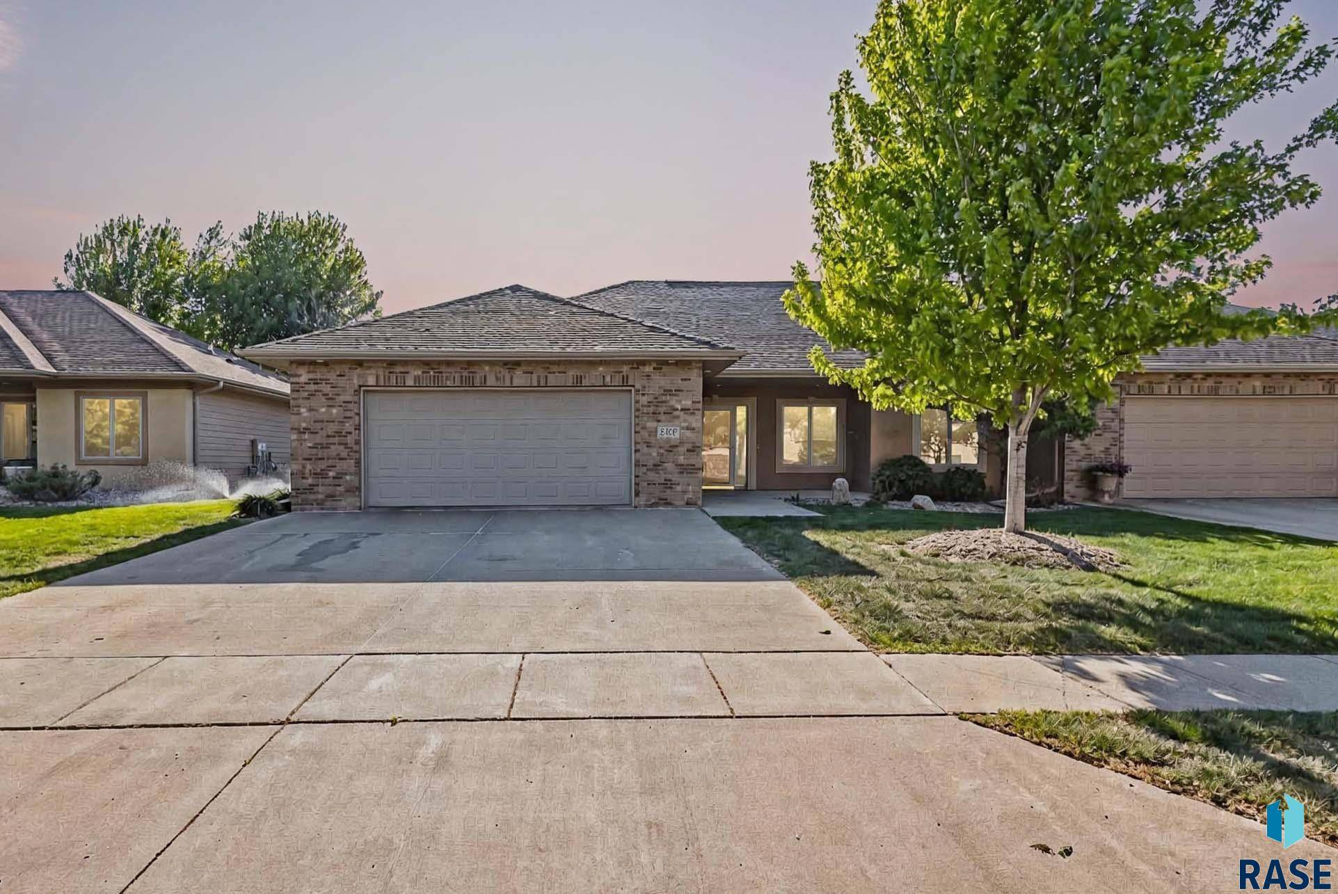 3307 S Bedford Ave, Sioux Falls, SD 57103