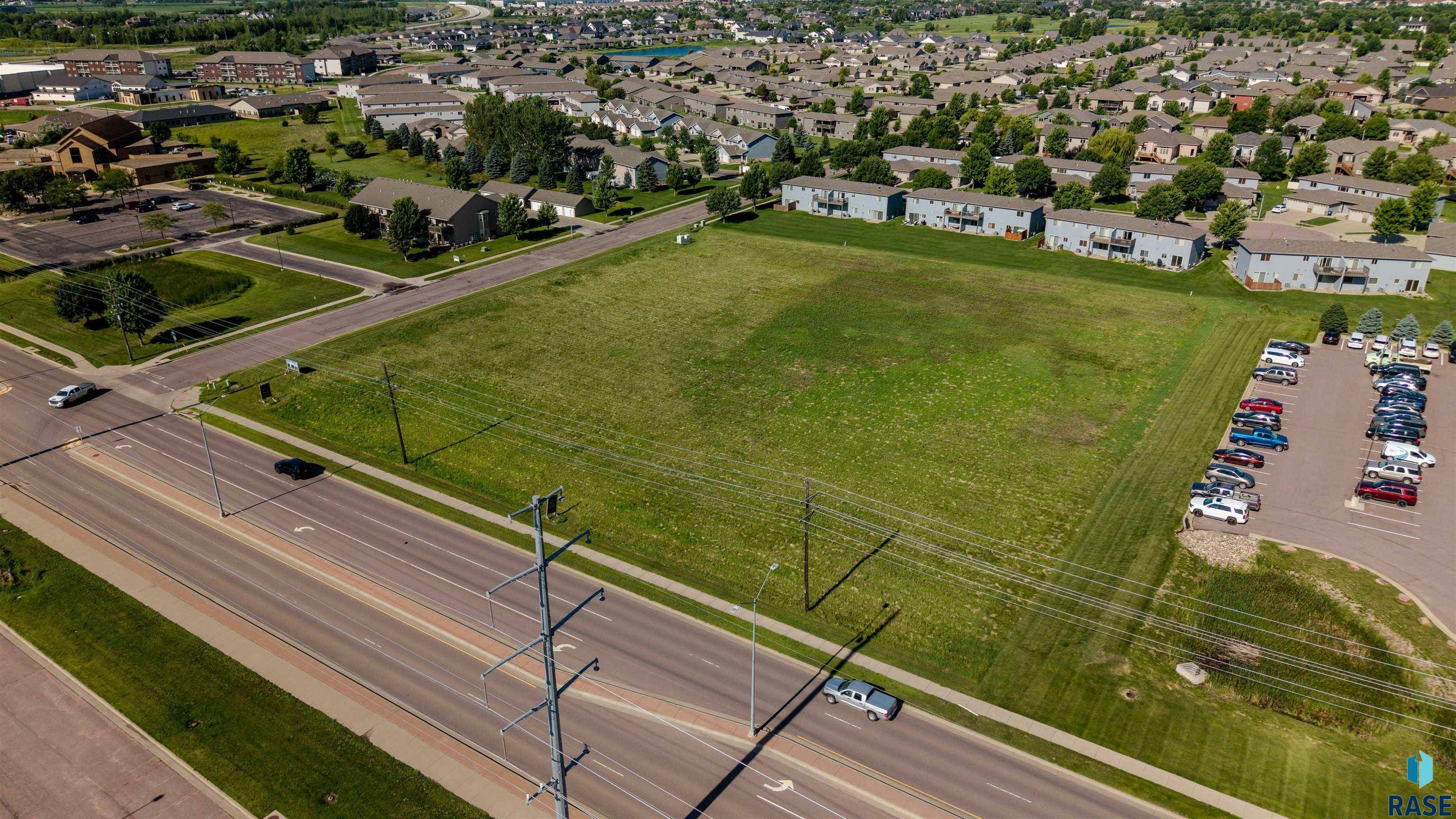 6301 S Cliff Ave, Sioux Falls, SD 57108