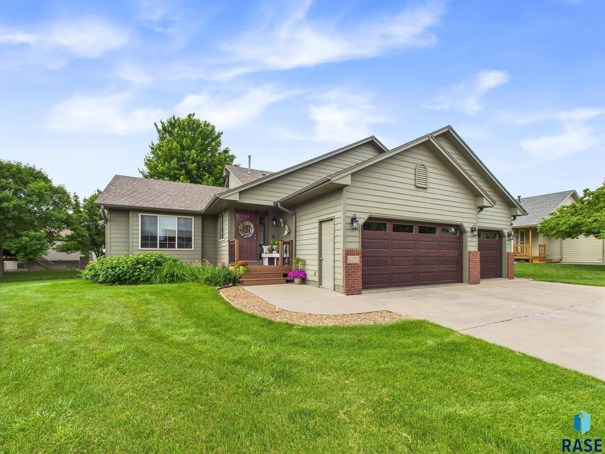 7605 W Alexandra St, Sioux Falls, SD 57106