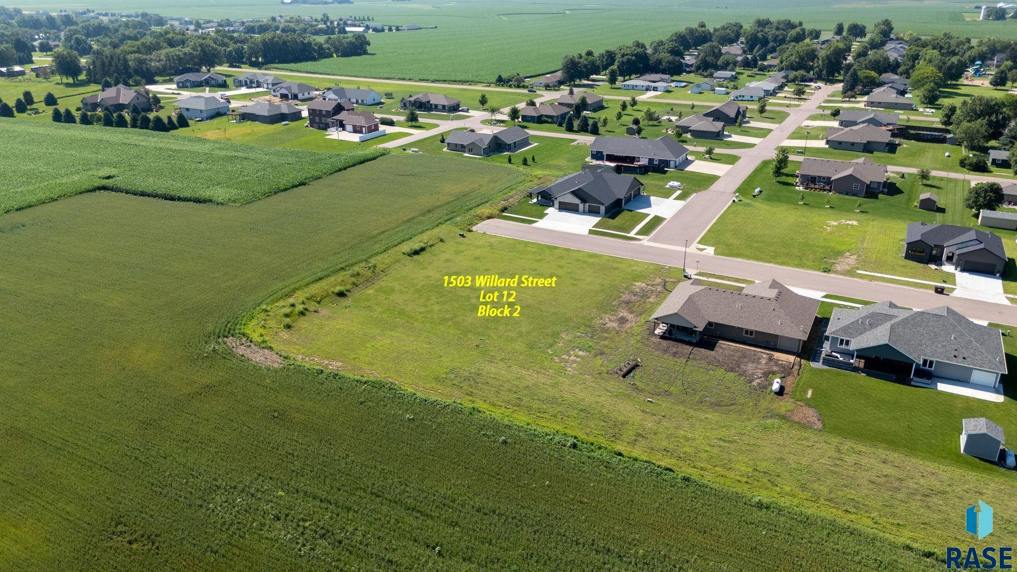 1503 Willard Ln, Larchwood, IA 51241