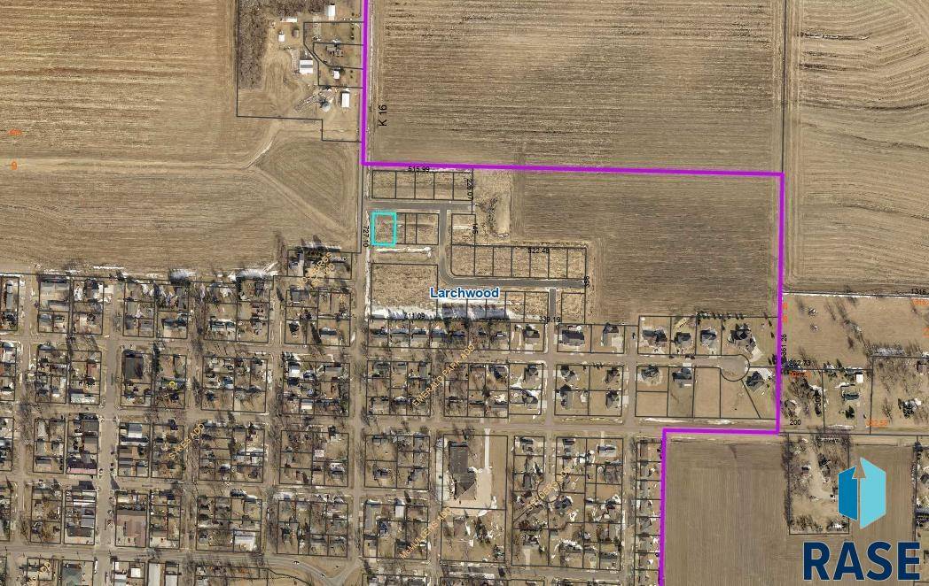 1300 Castle St, Larchwood, IA 51241