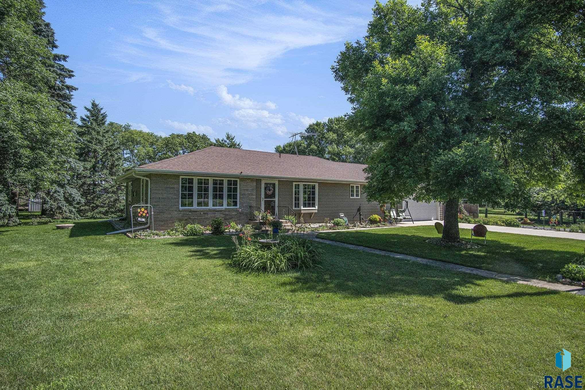 47852 273rd St, Harrisburg, SD 57032-8222