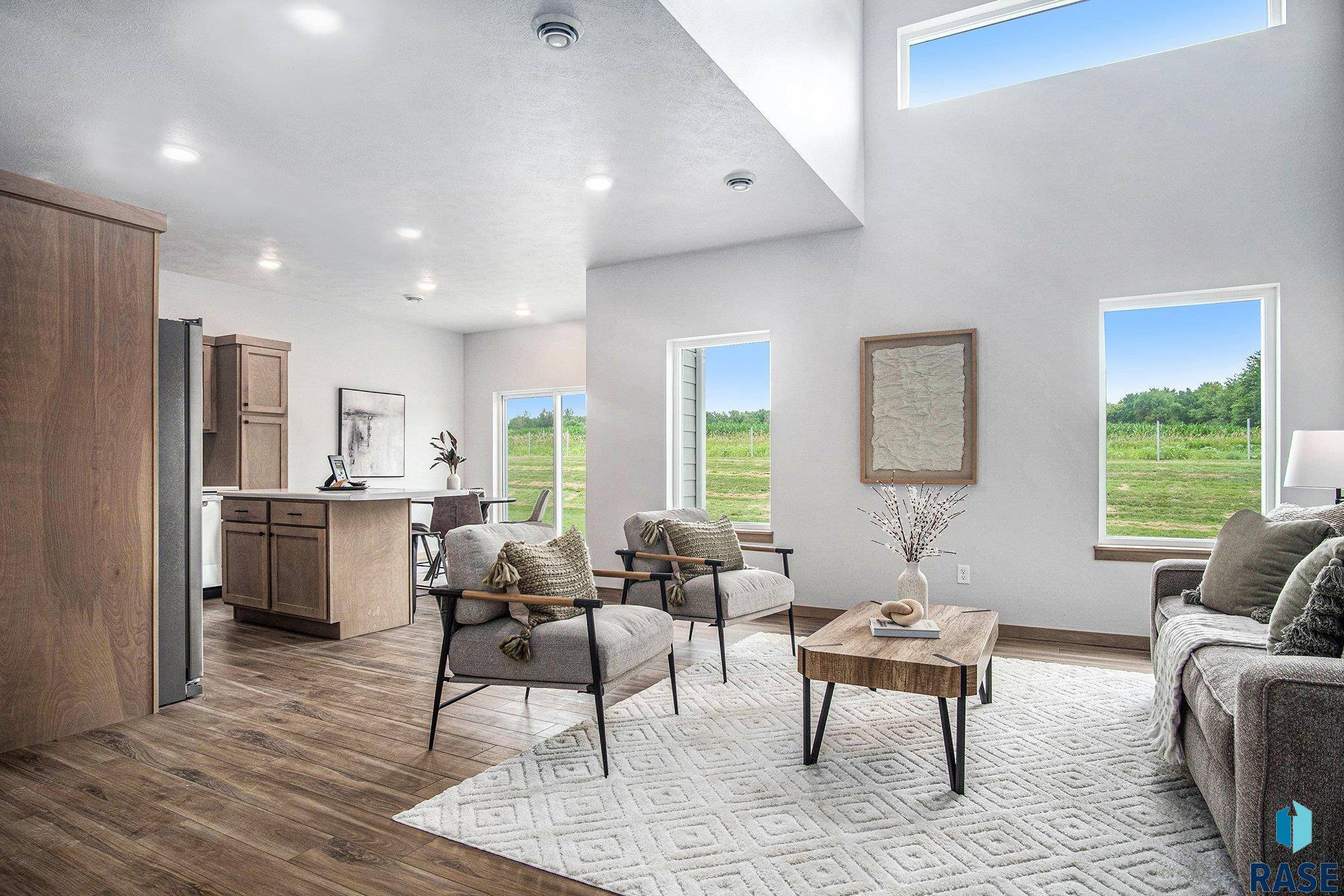 8024 E Tencate Pl, Sioux Falls, SD 57110
