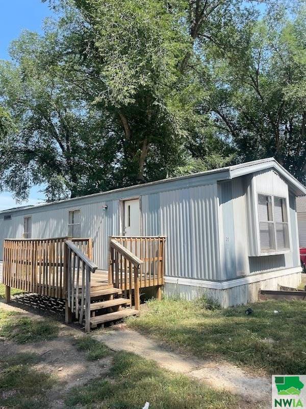 447 N Plum St. #20, Vermillion, SD 57069