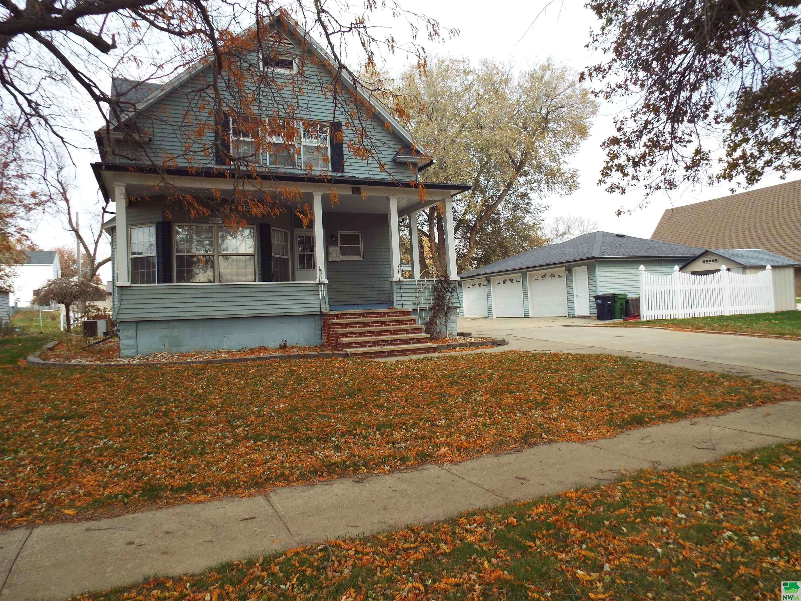 938 6th Street, Sibley, IA 51249