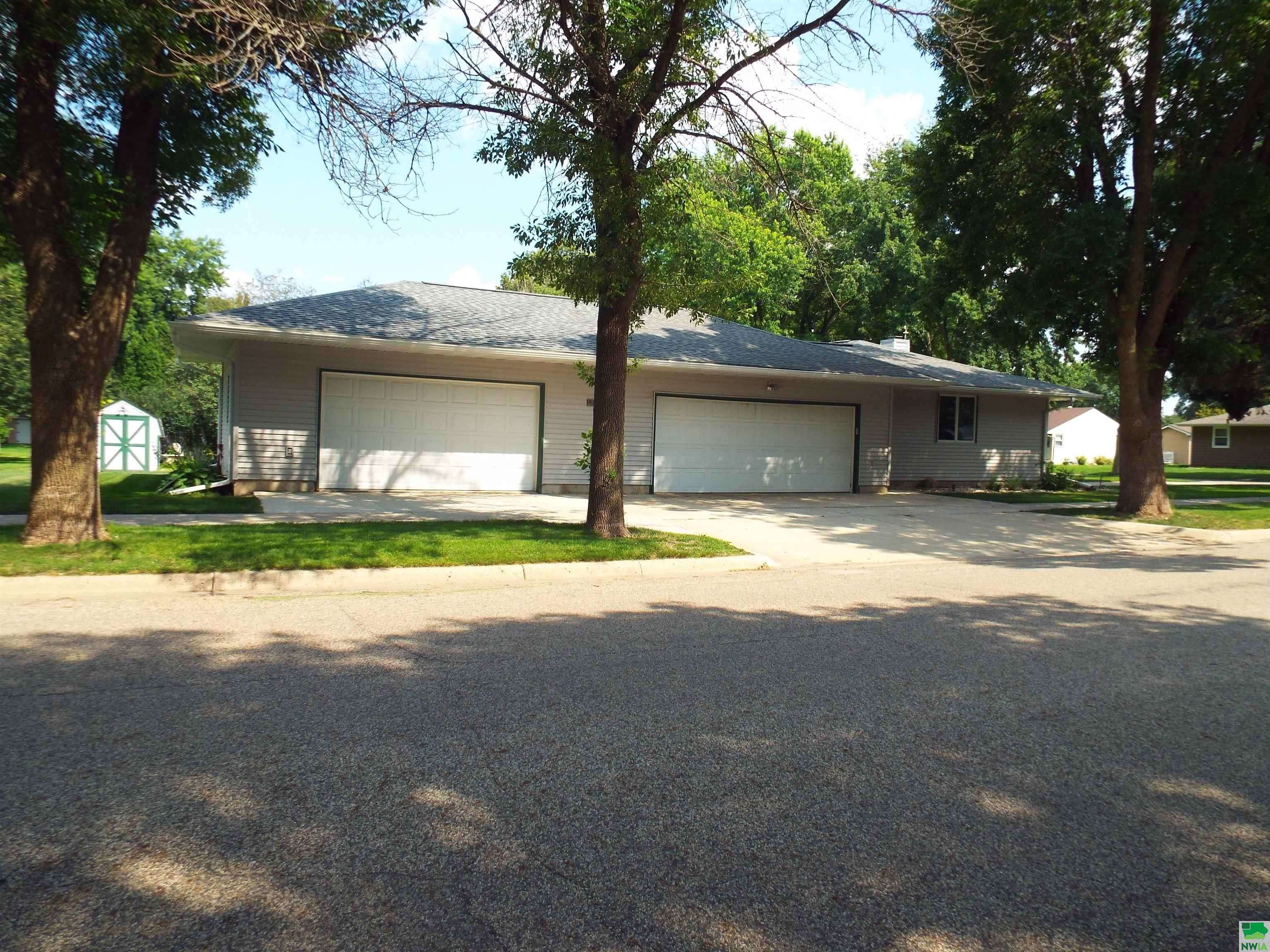 Sibley, IA 51249,904 2nd Street NE