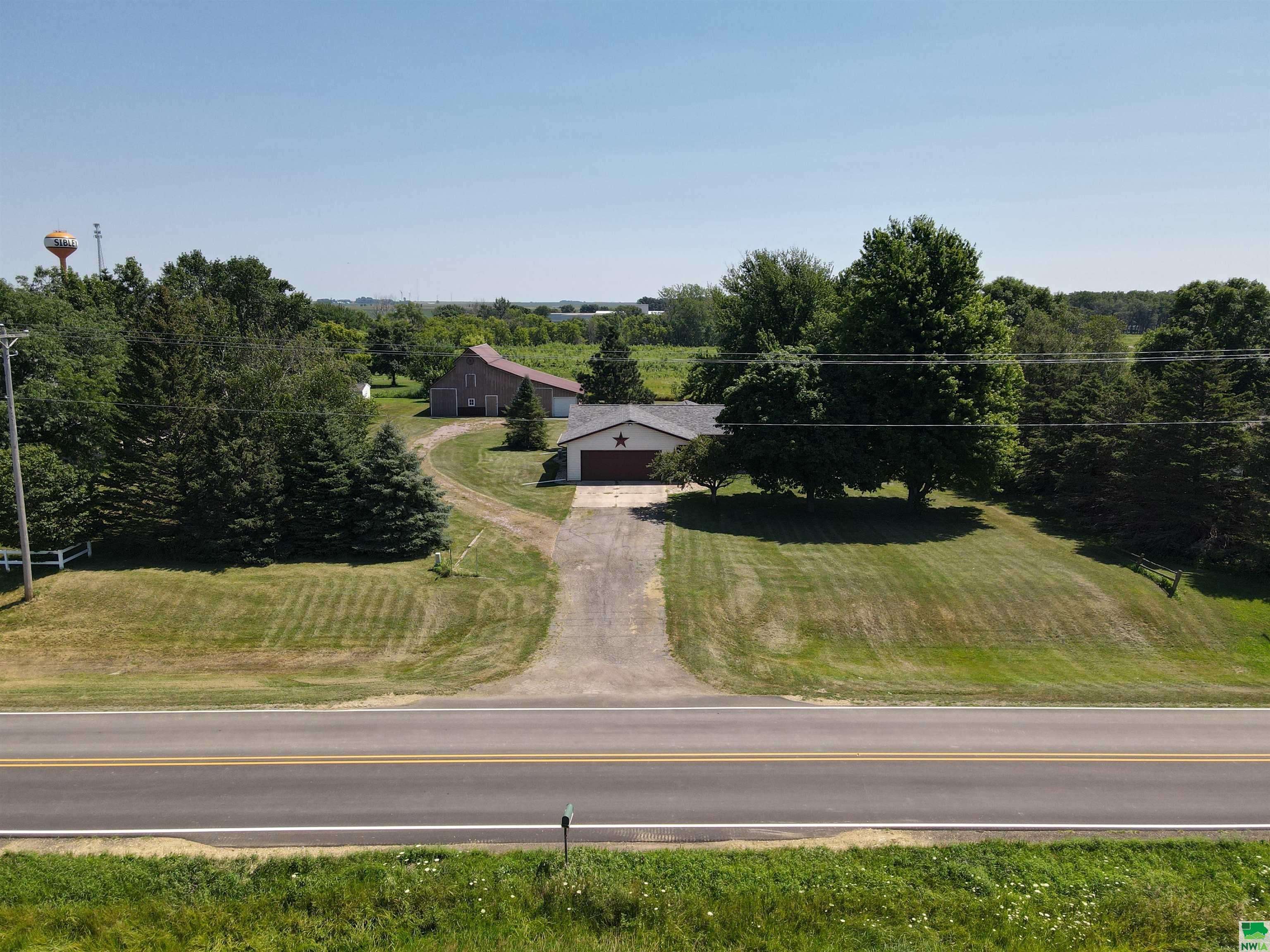 1788 Oriole Avenue, Sibley, IA 51249