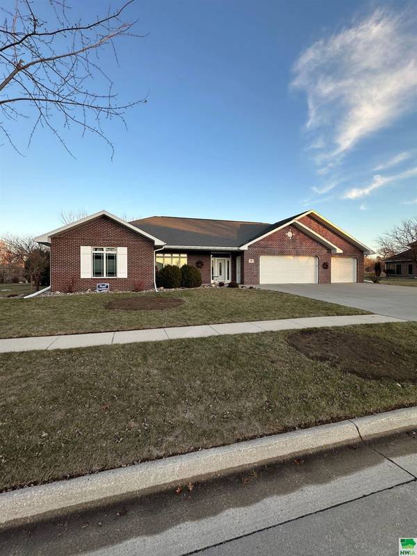 701 26th Ave, Sheldon, IA 51201-000