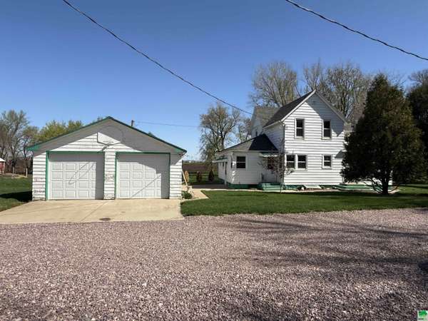 5019 Goldfinch Ave, Maurice, IA 51036