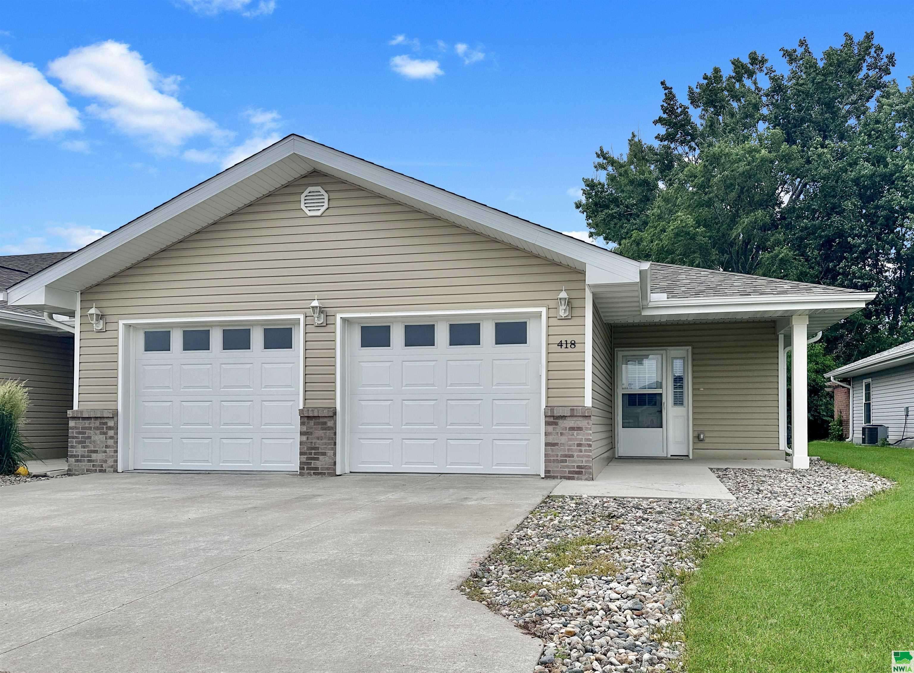 418 Maupin Lane, Sergeant Bluff, IA 51054