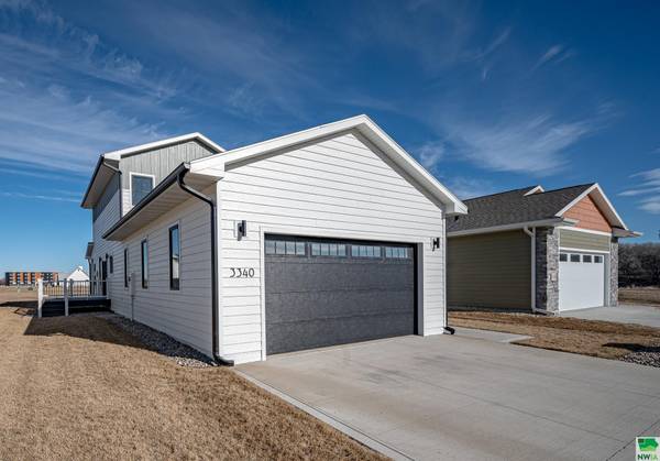 3340 WILLOW GDN, South Sioux City, NE 68776