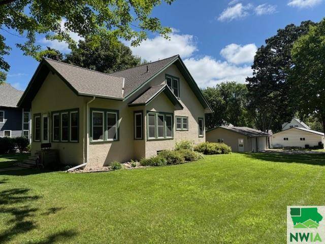 610 S Carroll Street, Rock Rapids, IA 51246