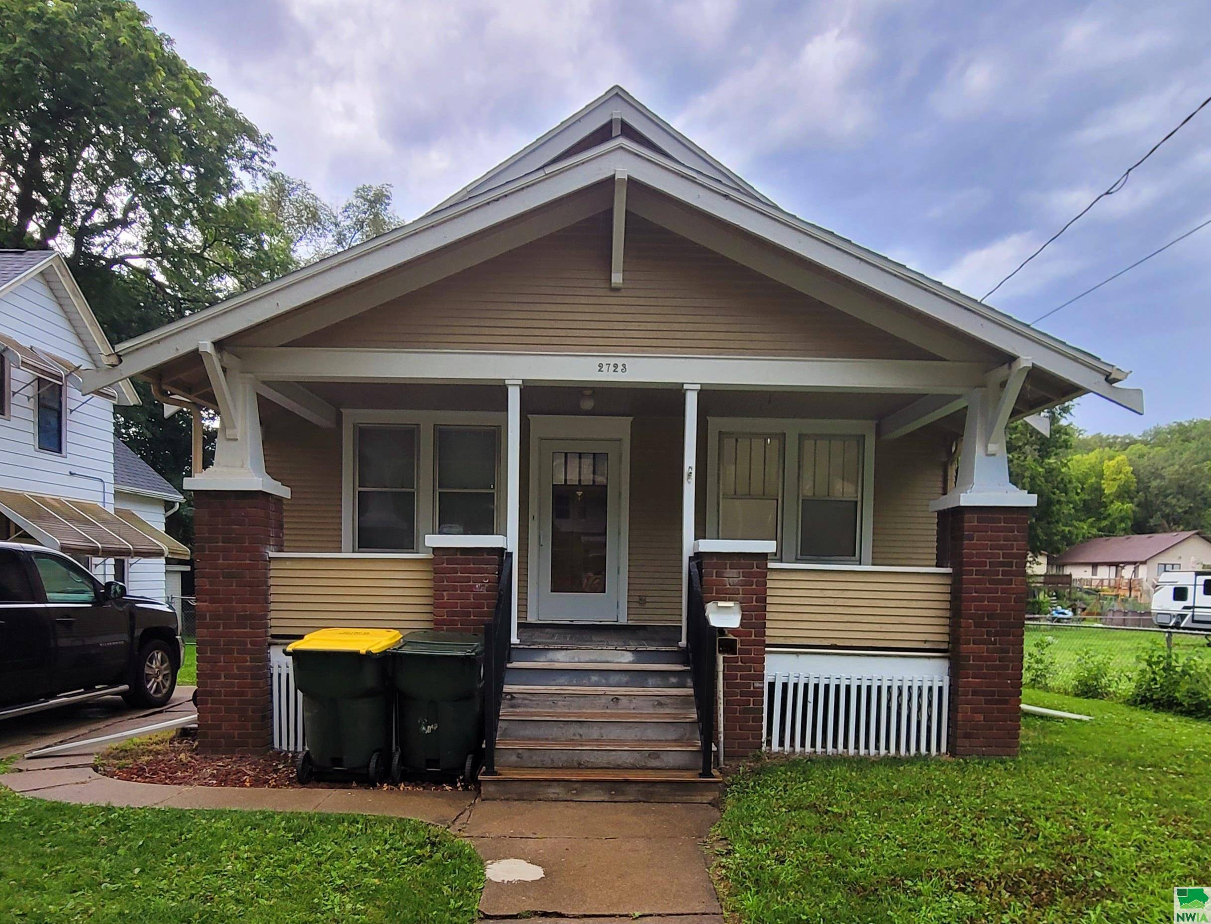 2723 PROSPECT ST, Sioux City, IA 51104