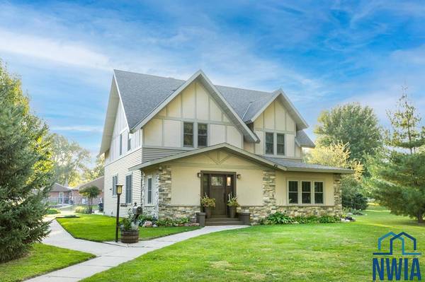 308 7th St S, Mapleton, IA 51034