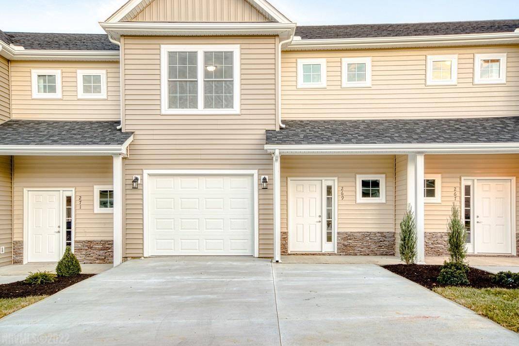 259 Louise LN, Elliston, VA 24087