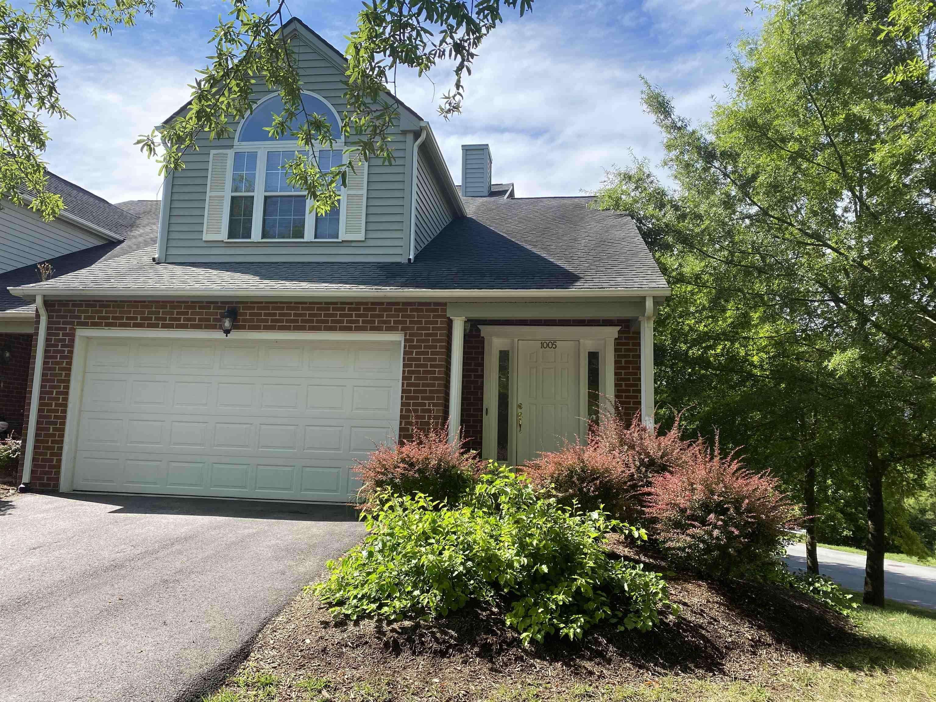 Christiansburg, VA 24073,1005 RED LEAF CT