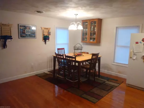 Radford, VA 24141,1717 2ND ST