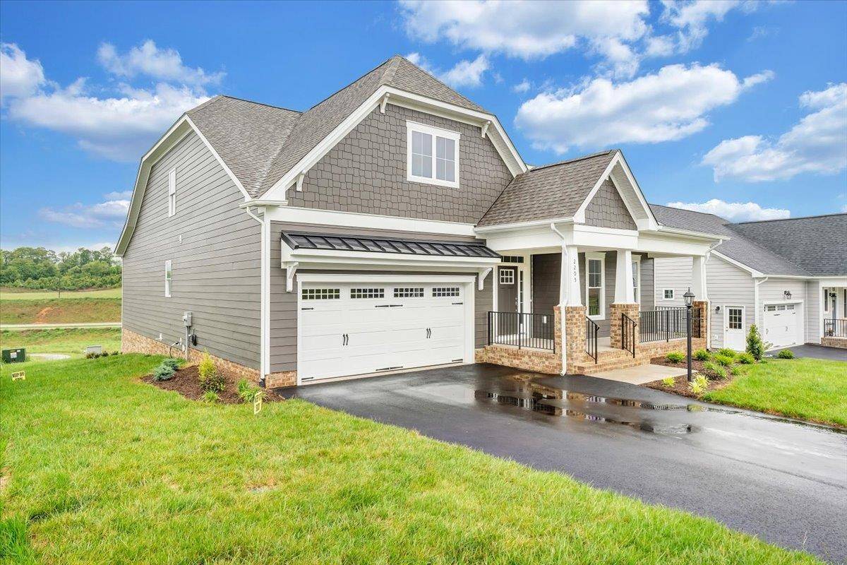 Blacksburg, VA 24060,2205 Carroll DR