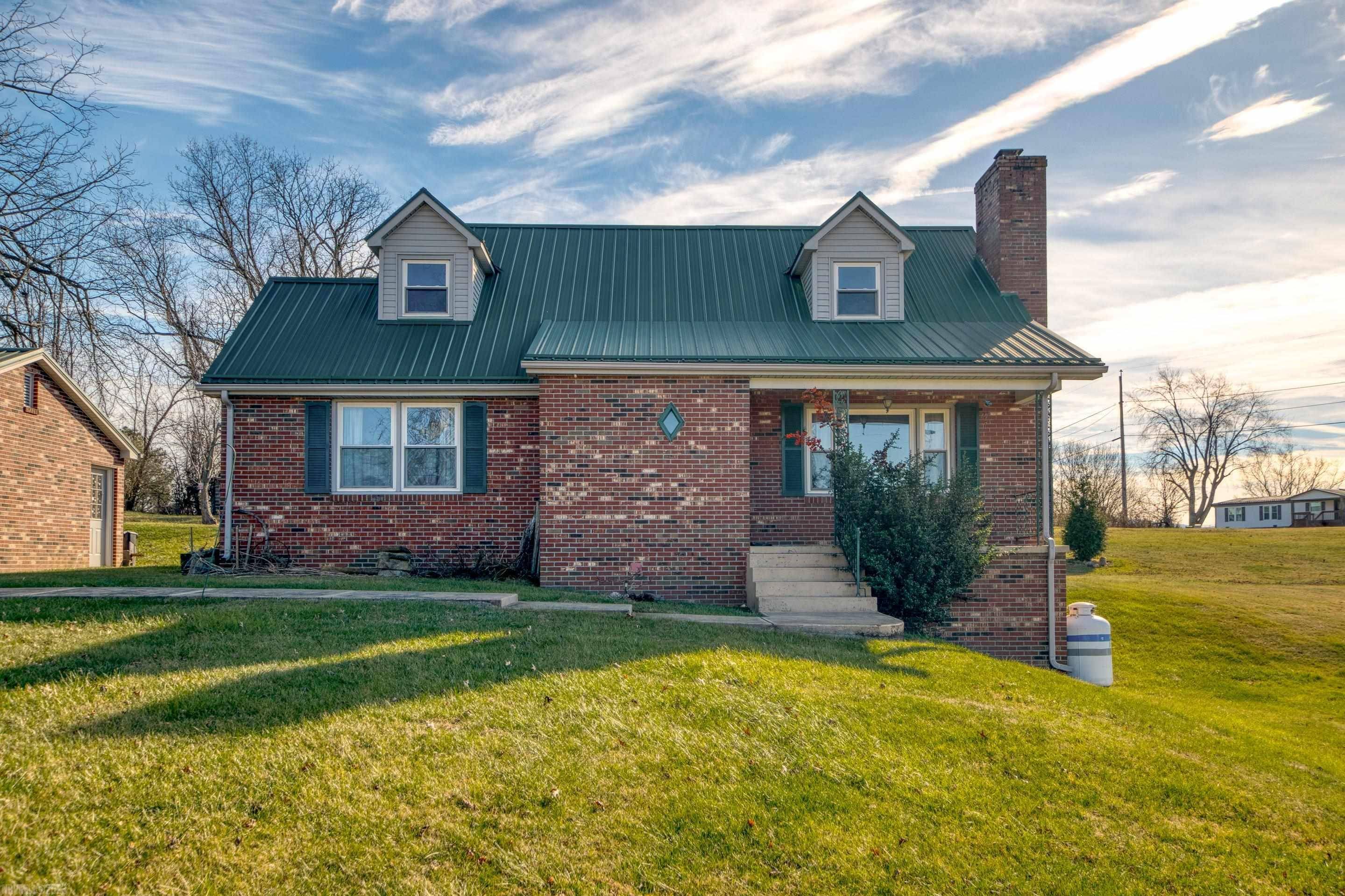4126 Holbert AVE, Draper, VA 24324