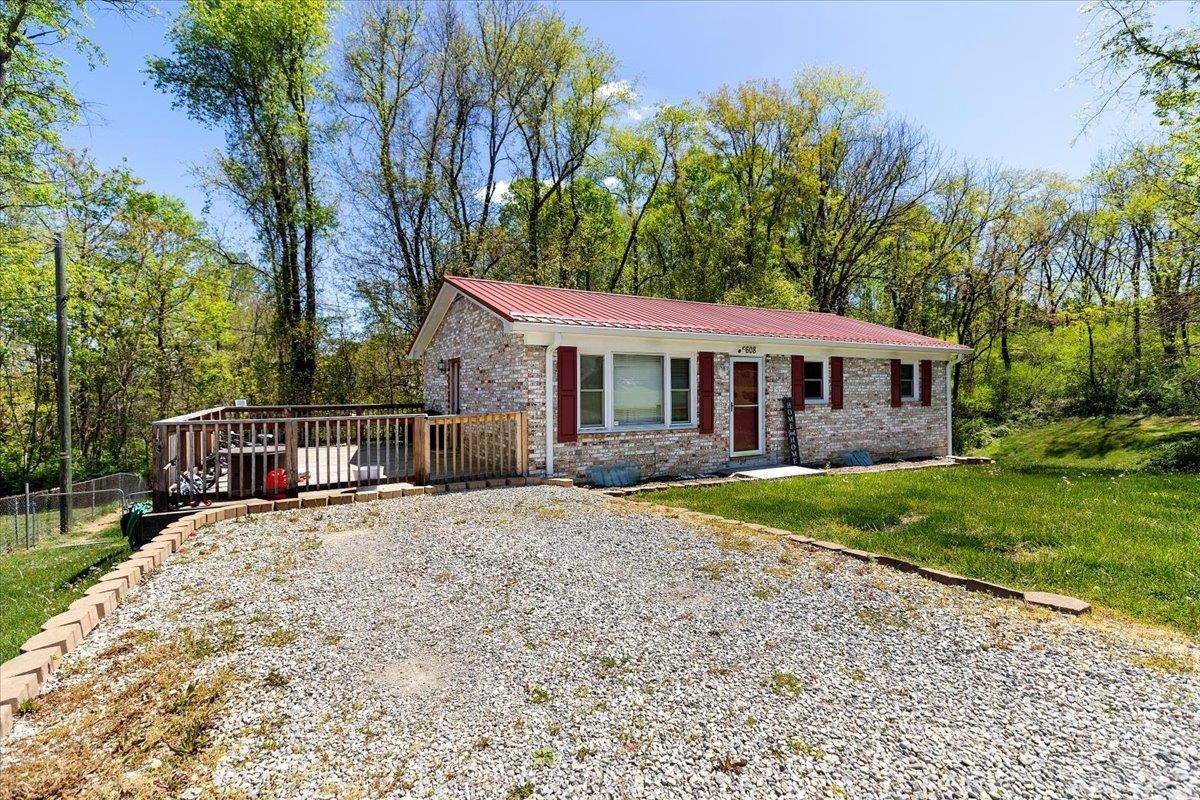 Dublin, VA 24084,5608 Rolling Hills DR