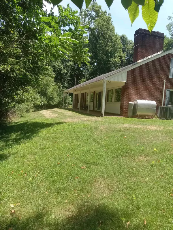 Radford, VA 24141,515 Vienna AVE