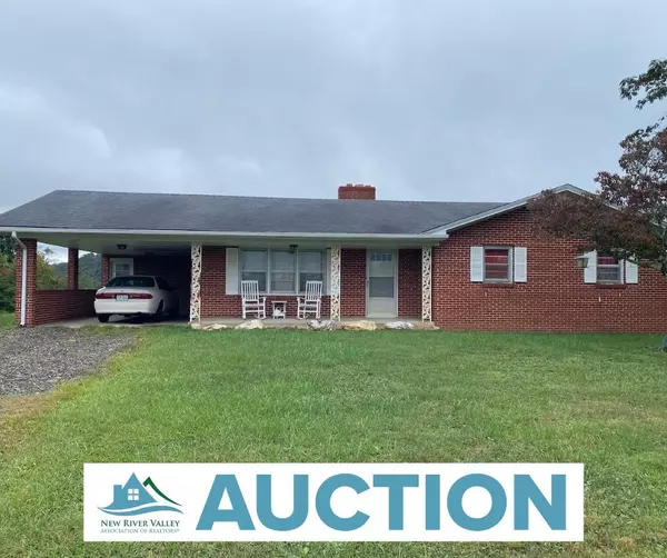 3957 Indian Valley RD, Willis, VA 24380