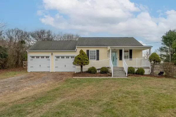 1824 BROOKSFIELD RD, Blacksburg, VA 24060