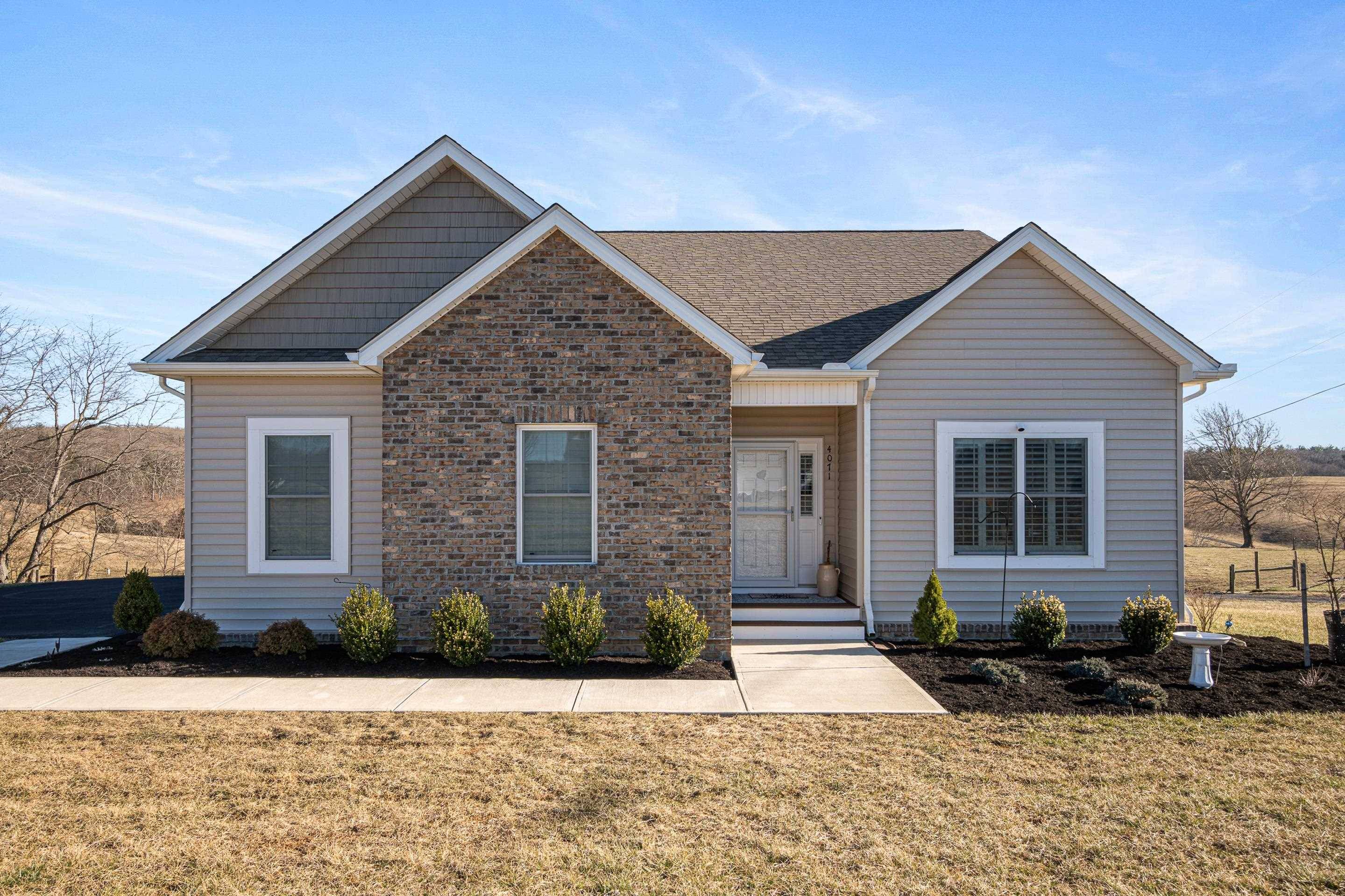 4071 Stanley RD, Christiansburg, VA 24073