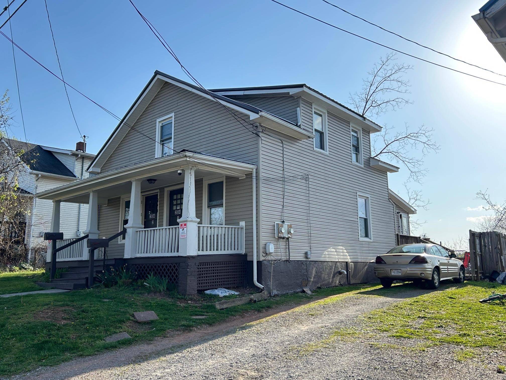 204 Bertha ST, Pulaski, VA 24301