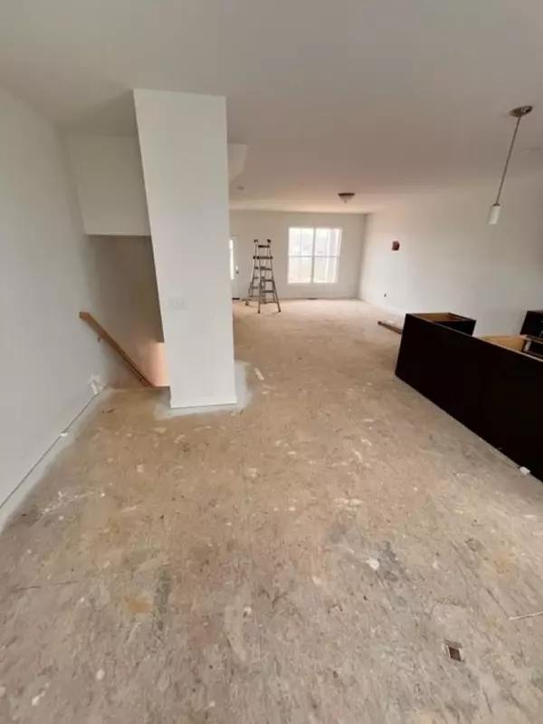 Blacksburg, VA 24060,1054 Balsam LN
