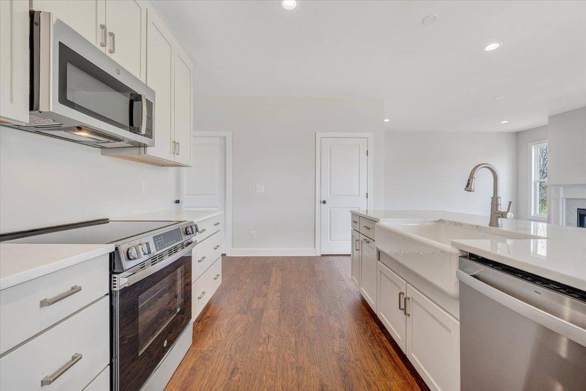 Blacksburg, VA 24060,1955 Kyles WAY