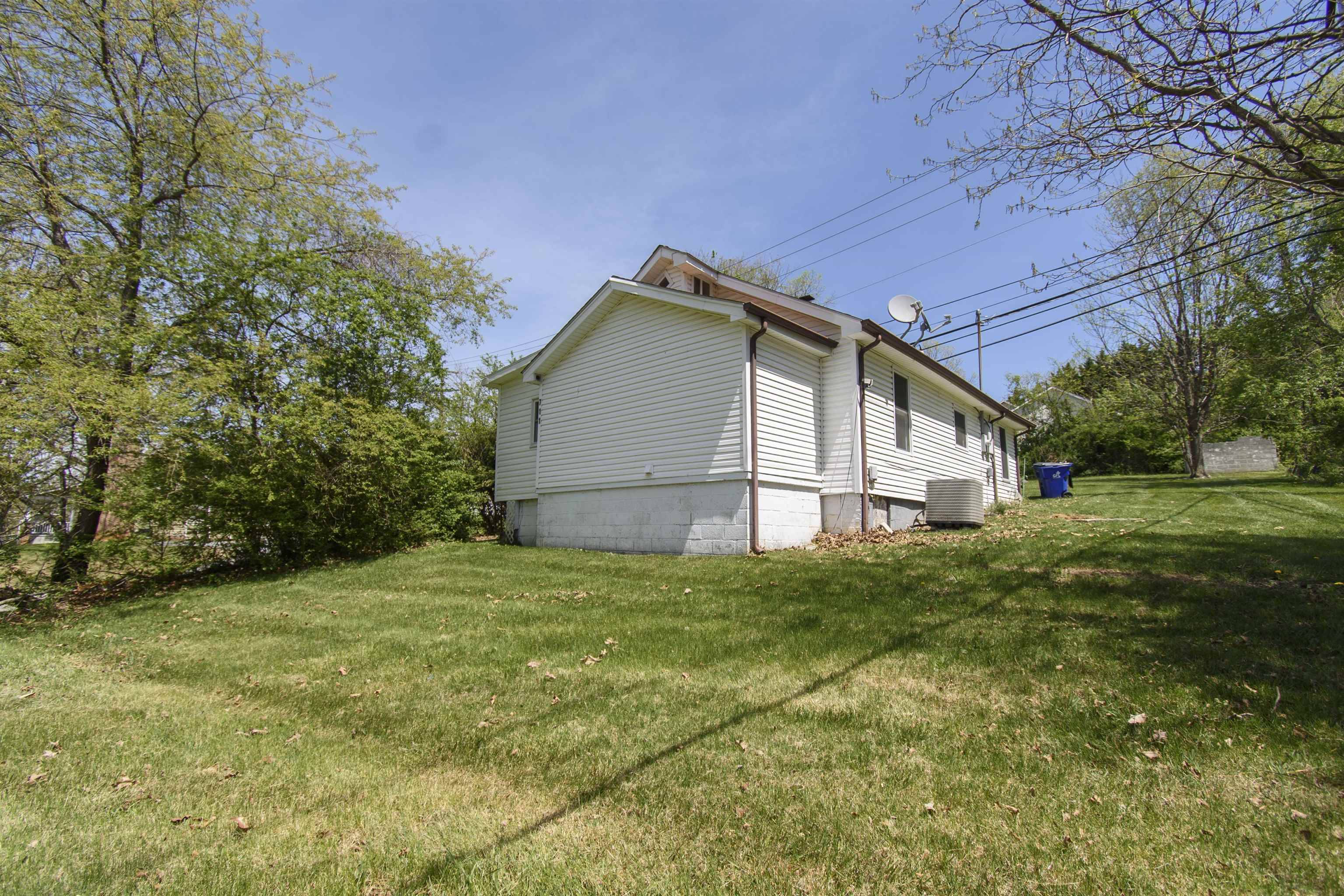 Blacksburg, VA 24060,711 Ellett RD