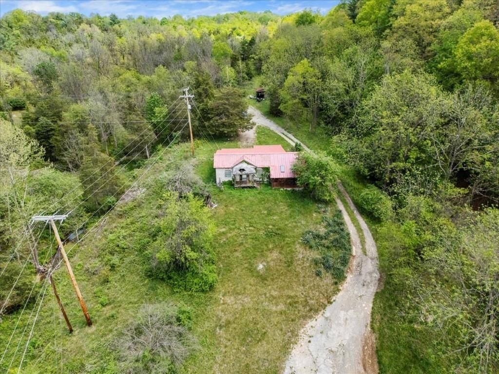 Pulaski, VA 24301,3862 Raspberry LN