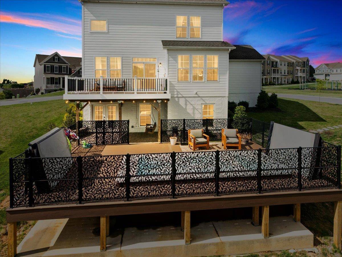 Christiansburg, VA 24073,705 JEFFERSON CIR