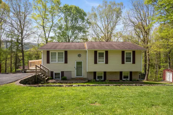 156 Ridgecrest ST, Bluefield, VA 24605