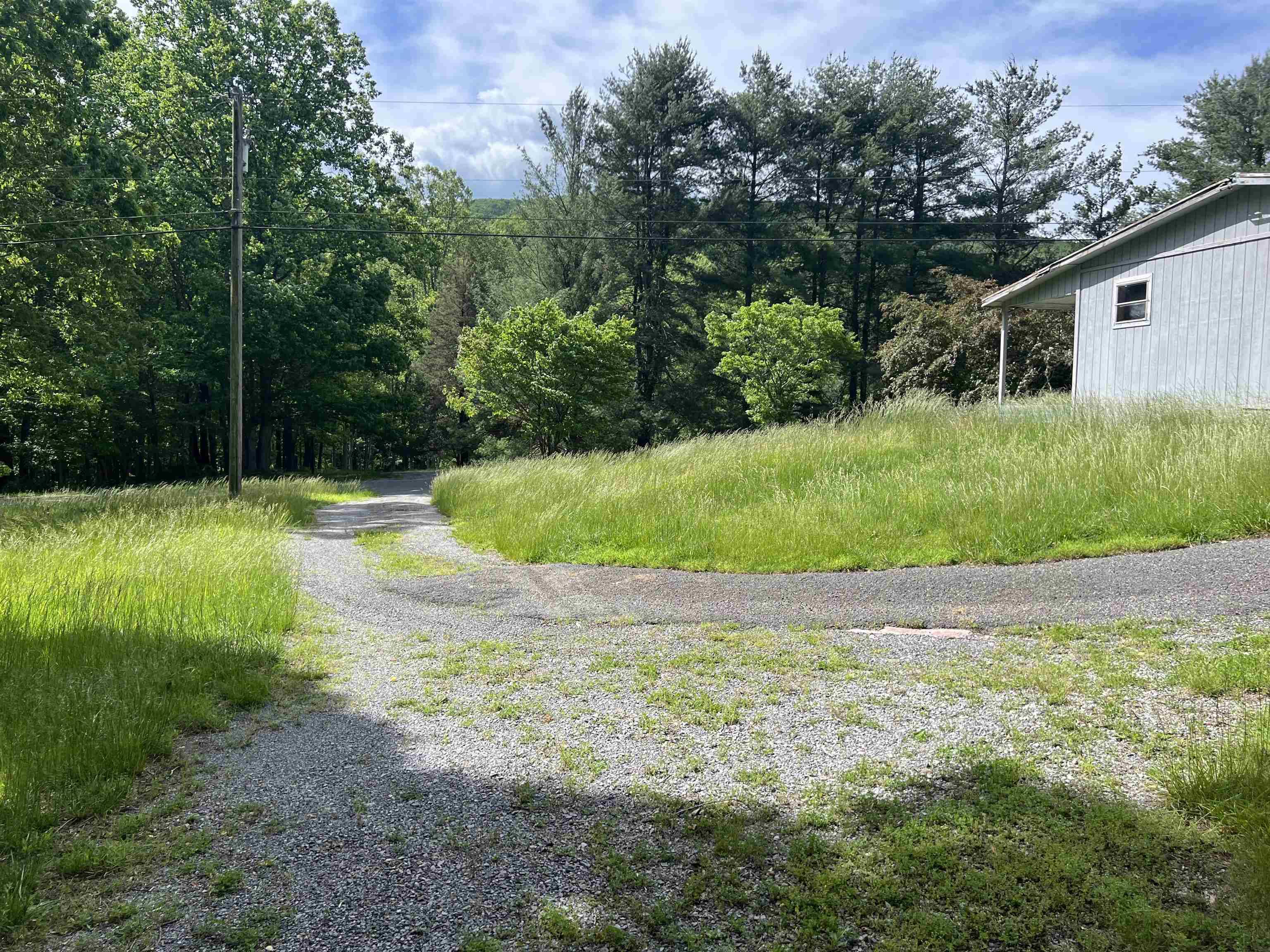 Blacksburg, VA 24060,1380 Craig Creek RD