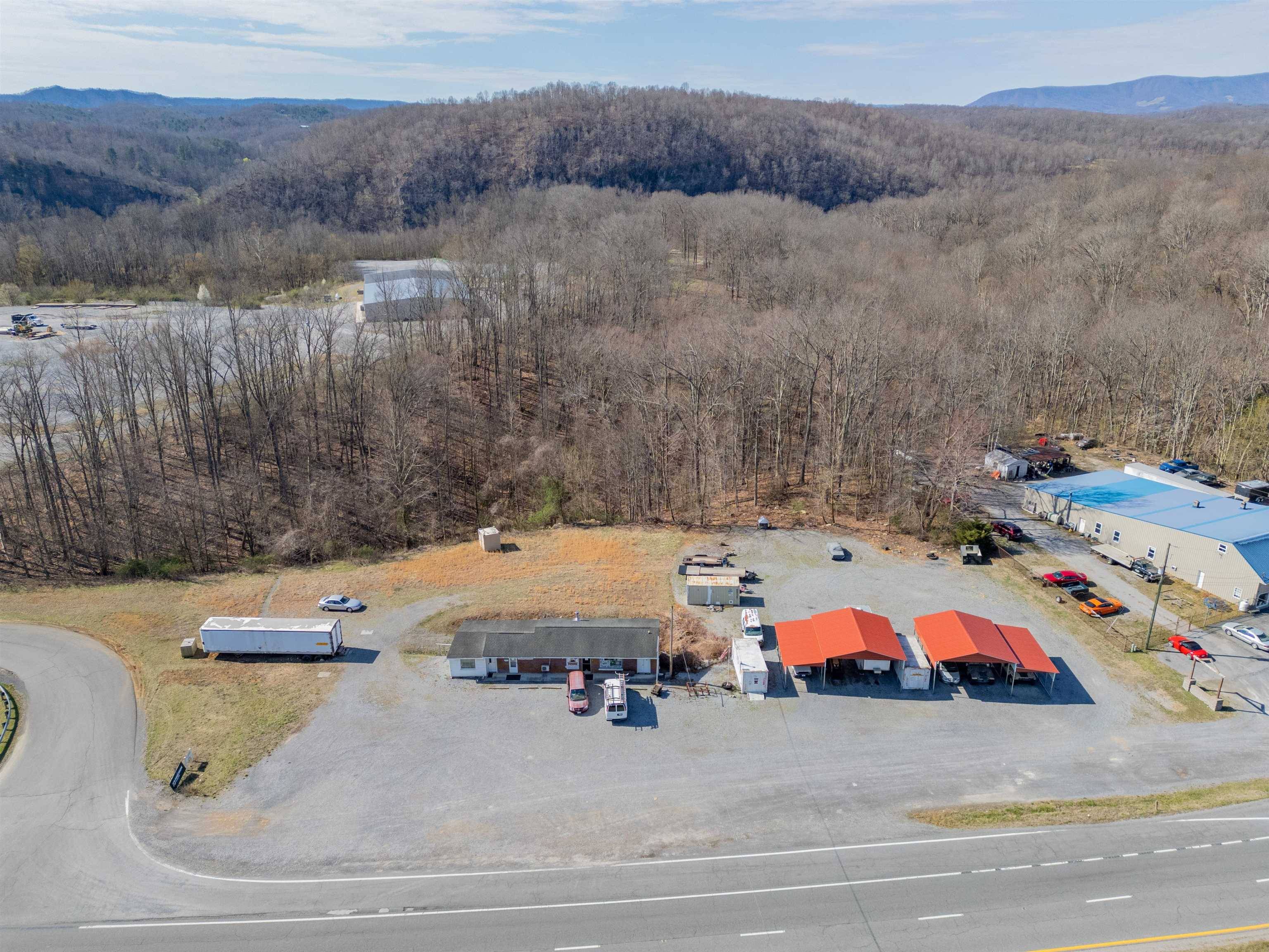 Pembroke, VA 24136,5502 Virginia AVE