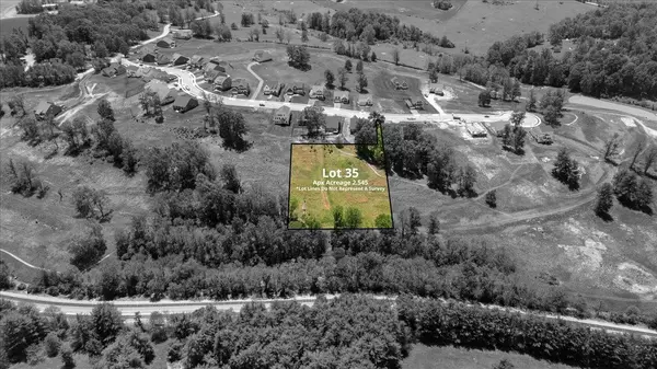 1006 Round Meadow DR, Christiansburg, VA 24073