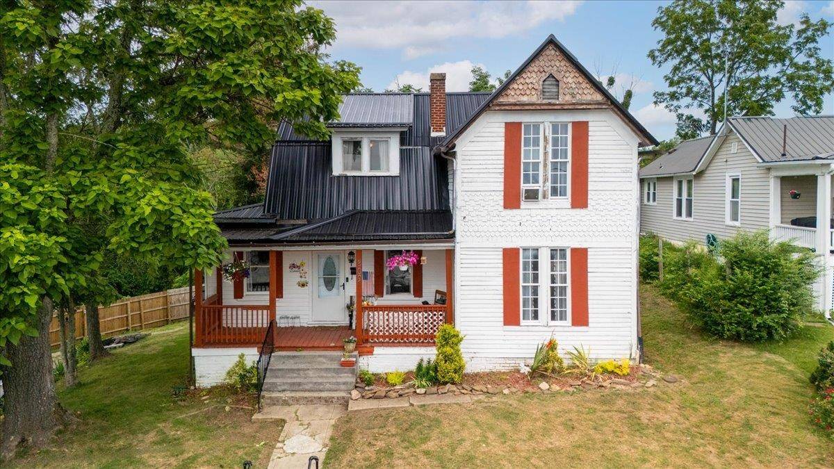309 Henry AVE, Pulaski, VA 24301
