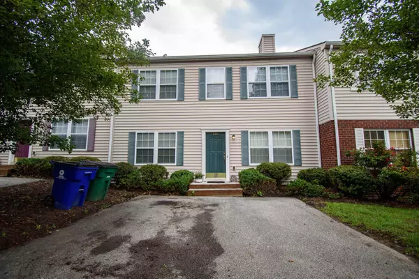 1015 OAK TREE BLVD, Christiansburg, VA 24073