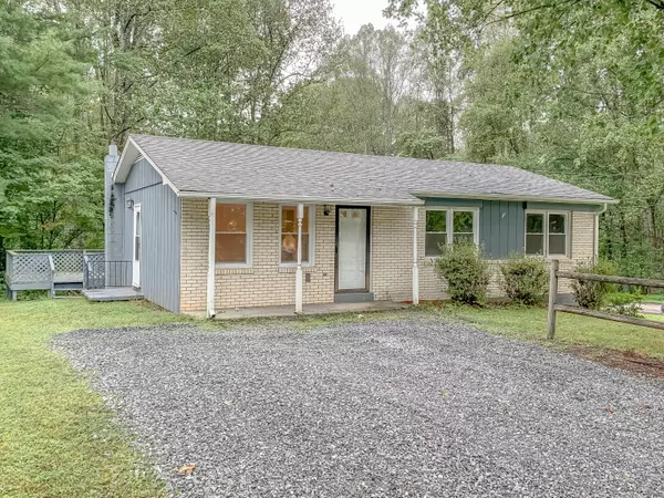 Bassett, VA 24055,12 Crescent CT