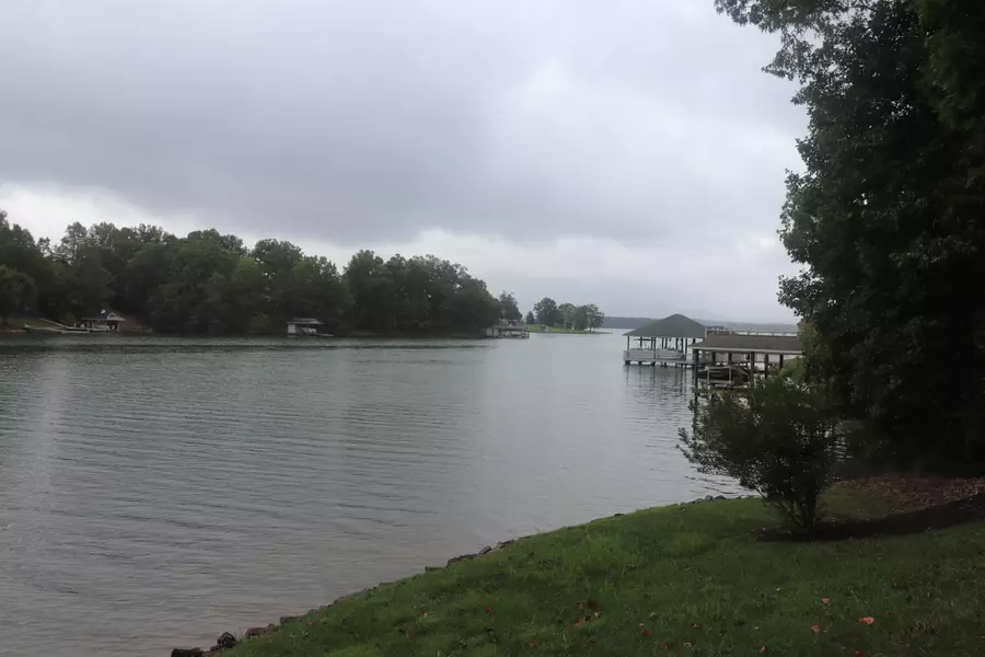 Lot 16 Spinnaker Sail CT, Moneta, VA 24121