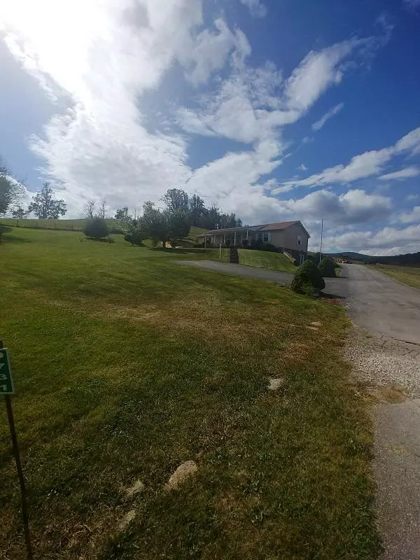 Bent Mountain, VA 24059,9731 Tinsley LN